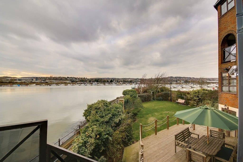 Rochester Hathaway Court Graham John